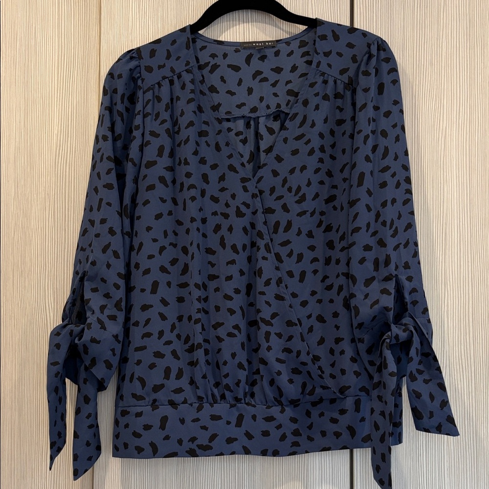 West Kei Faux Wrap V-Neck Blouse Blue Black Print Long Sleeve Size Small